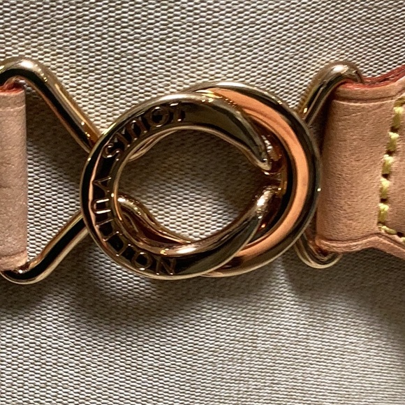 Loui Vuitton authentic. Travel luggage. - Picture 5 of 14